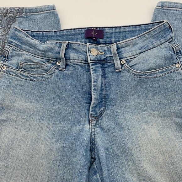 NYDJ Not Your Daughters mom Jeans embroidered - Picture 5 of 11